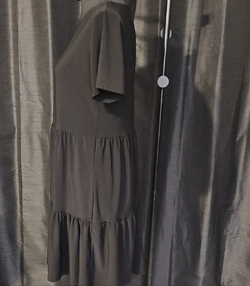 Nicole Miller Babydoll Black Tiered Dress - Picture 4 of 8